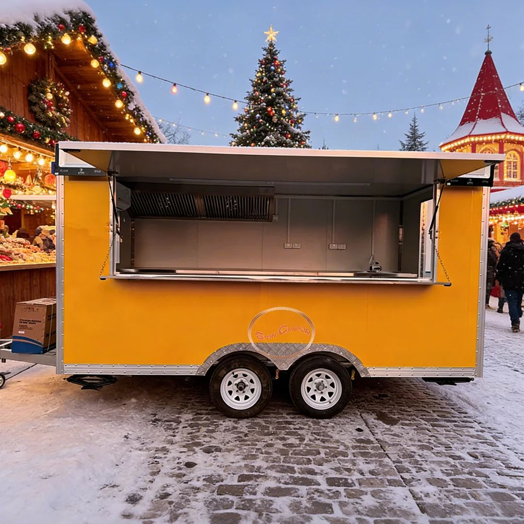 Commercial Kitchen Vendor - 棚と換気システム付き牽引式フードカート 商用移動式キッチンカー カスタマイズ可能な屋台トレーラー