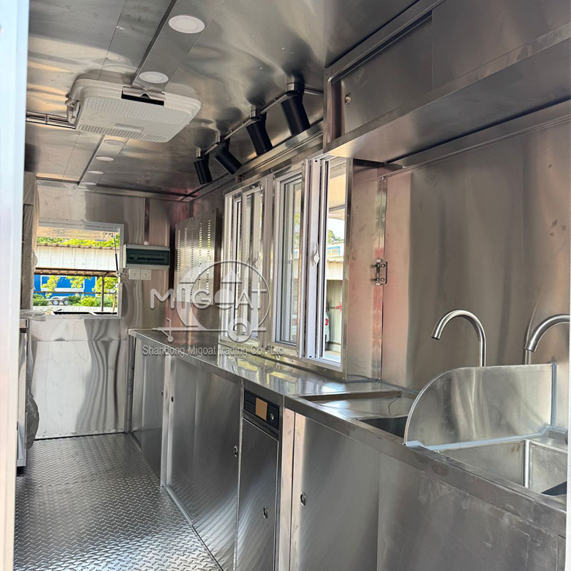 商業用多機能牽引式フードトレーラー、屋外マーケット、フードフ - Commercial Kitchen Vendor のレビューと価格